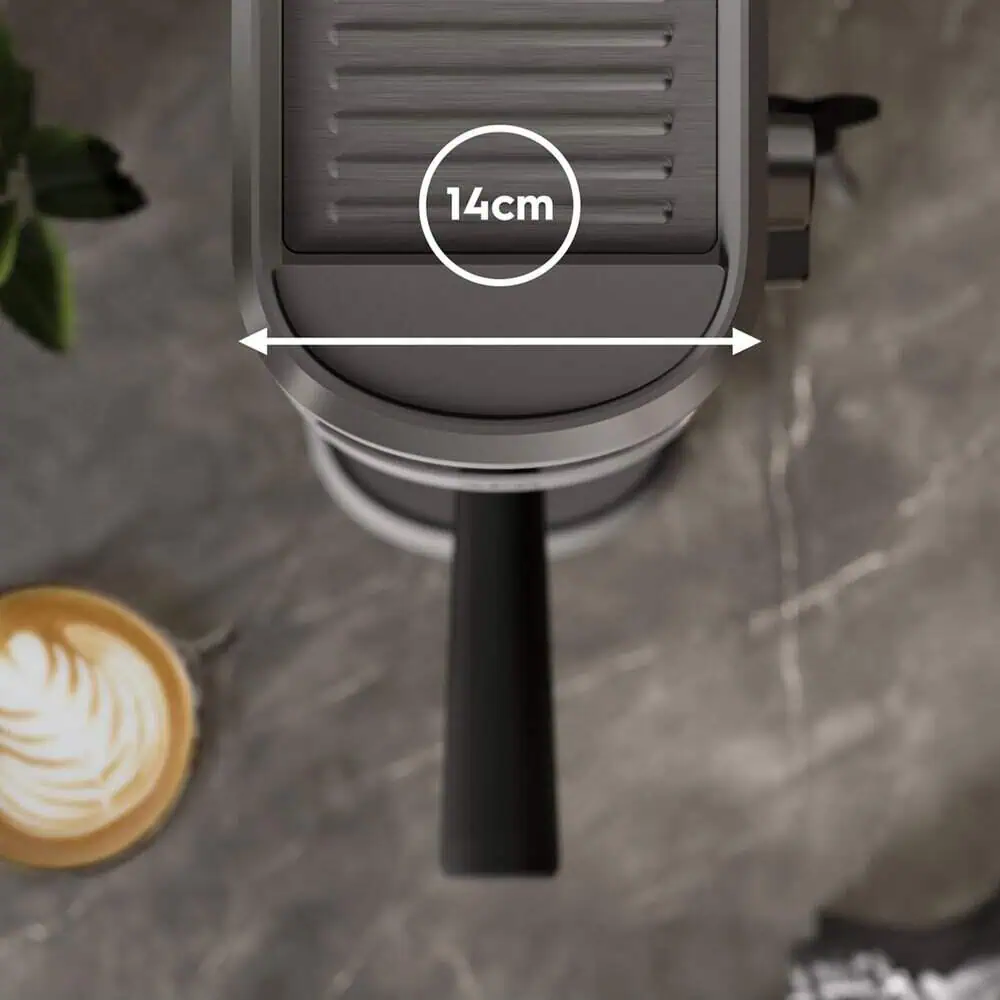 ابعاد عرضی اسپرسوساز آاگ مدل AEG EC6-1-6ST از نمای بالا با اندازه ۱۴ سانتیمتر.