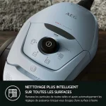 کلوزآپ دکمه کنترل هوشمند جاروبرقی AEG VX82-1-4MB با حالت SmartMode و نشانگر S-Bag