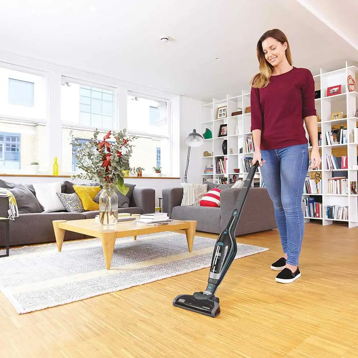 جارو شارژی بلک اند دکر مدل BLACK+DECKER SVA420B-B5