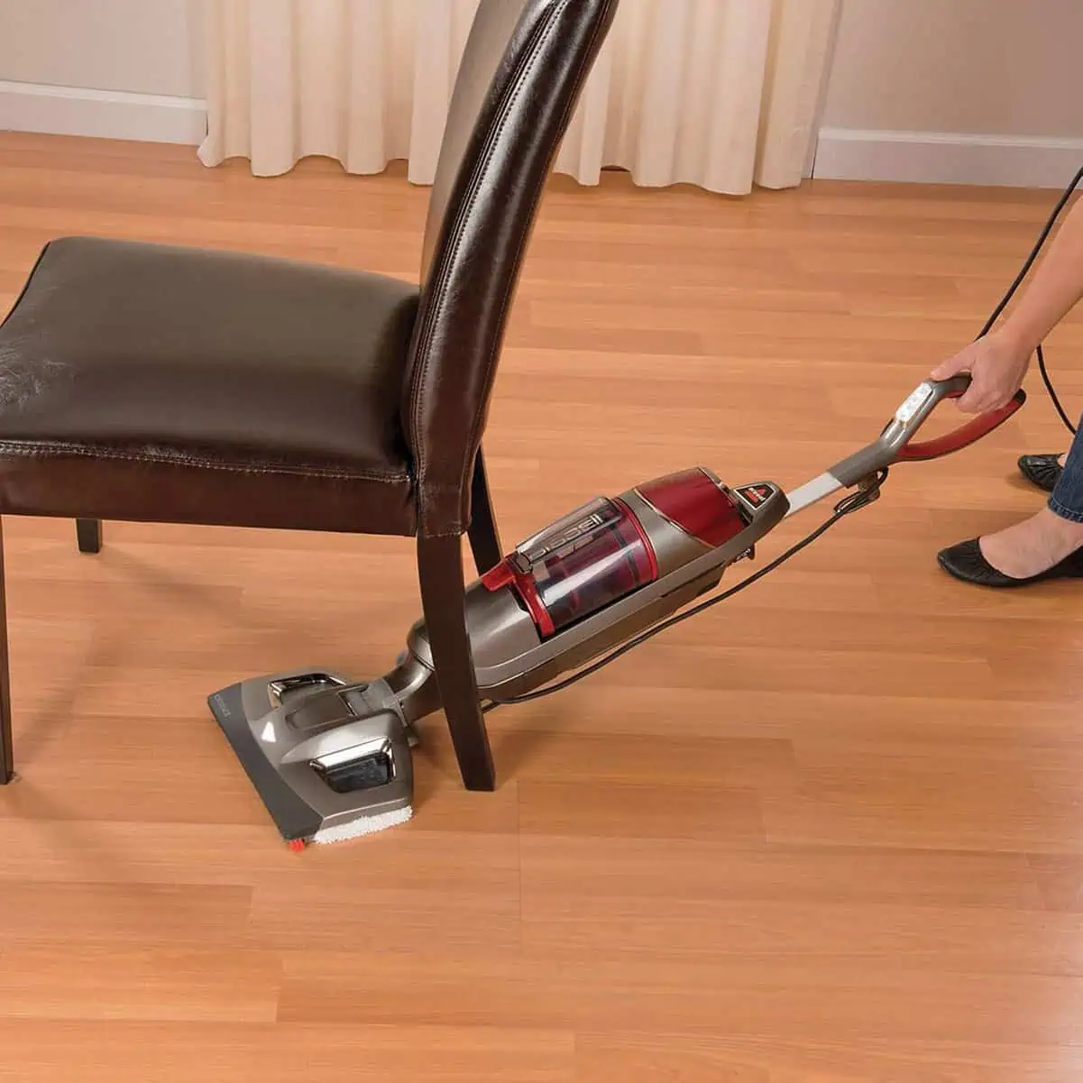 جاروبرقی و تی کش بیسل مدل Bissell 1132z