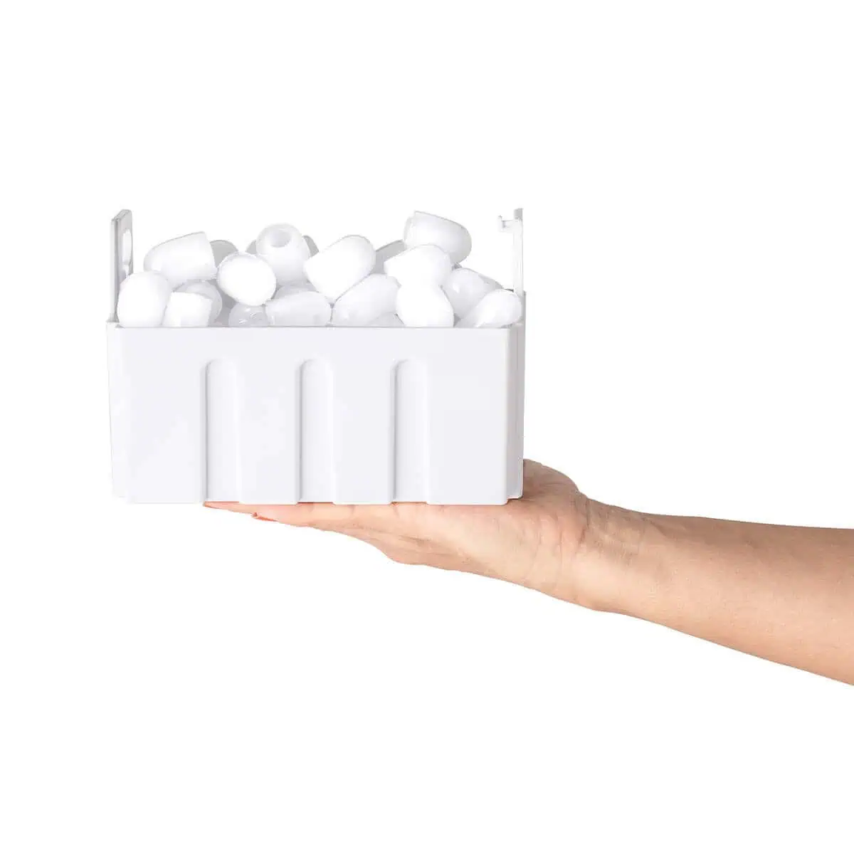 سبد پر از یخ یخ‌ساز فکر Fakir Sitare Aqua