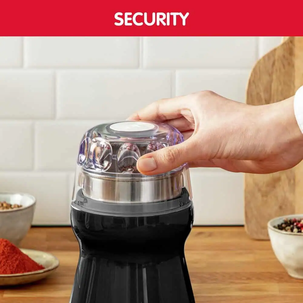 استفاده از آسیاب برقی مولینکس AR110830 برای خرد کردن قهوه و ادویه با سیستم ایمنی