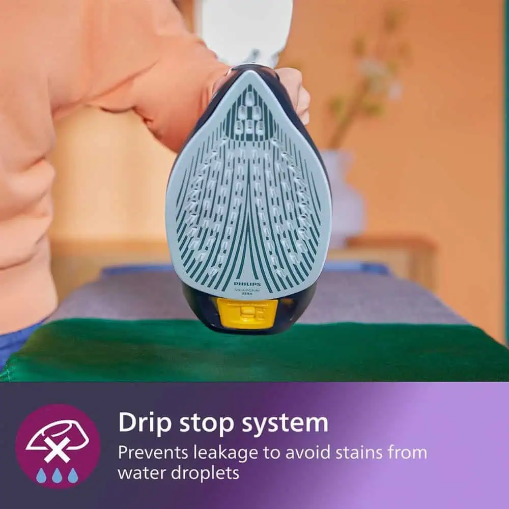 کفی اتو فیلیپس HD7060 با سیستم ضدچکه برای جلوگیری از لکه آب روی لباسها