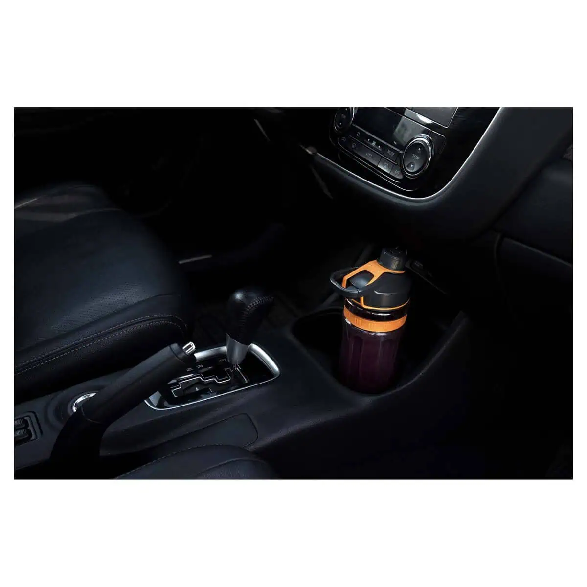 بطری اسموتیساز سنکور SBL 7550SS داخل جا لیوانی خودرو